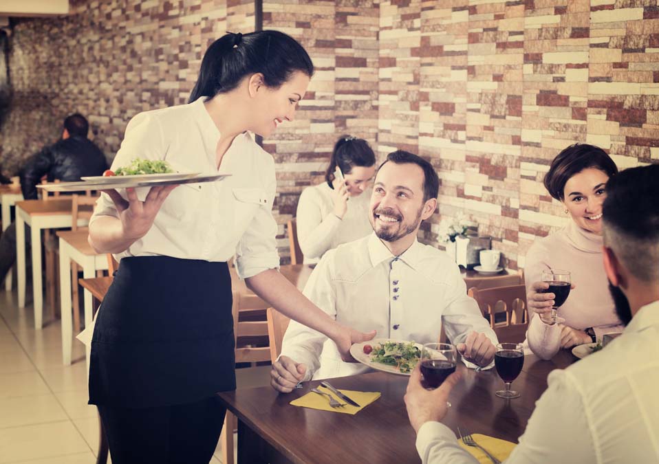 10 ideias para agilizar o atendimento aos clientes de seu restaurante